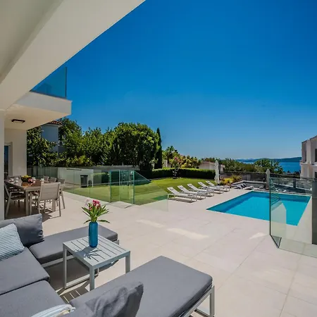 New Luxury Via *